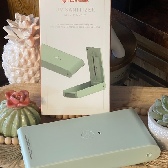 TECH Candy UV Sanitizer In Mint Green - Picture 6 of 15